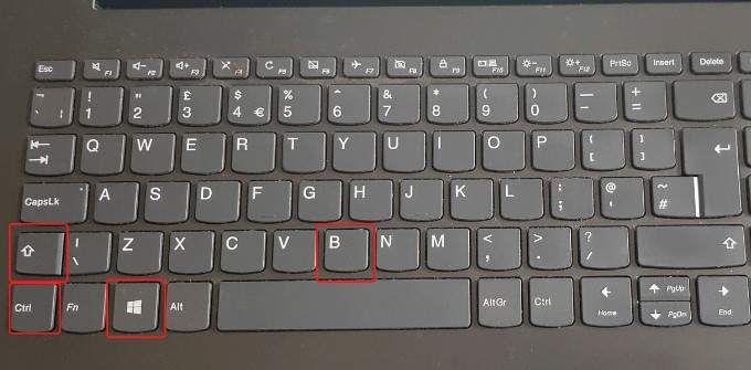 [수정됨] Surface Pro 4가 켜지지 않음