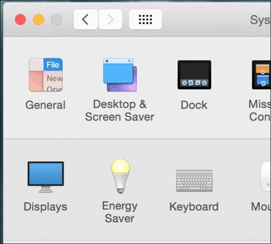 Outlook for Mac で新しい全画面表示を使用する方法
