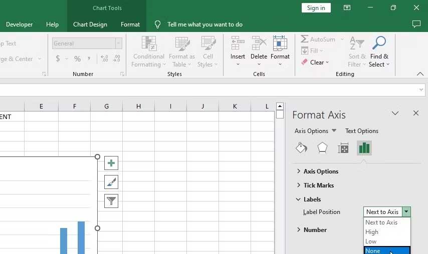 Excel でグラフの軸を表示または非表示にする方法