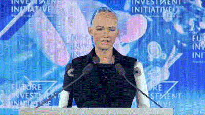 サウジアラビアの世界初の国民支給型ロボットであるソフィアの権利は何ですか?